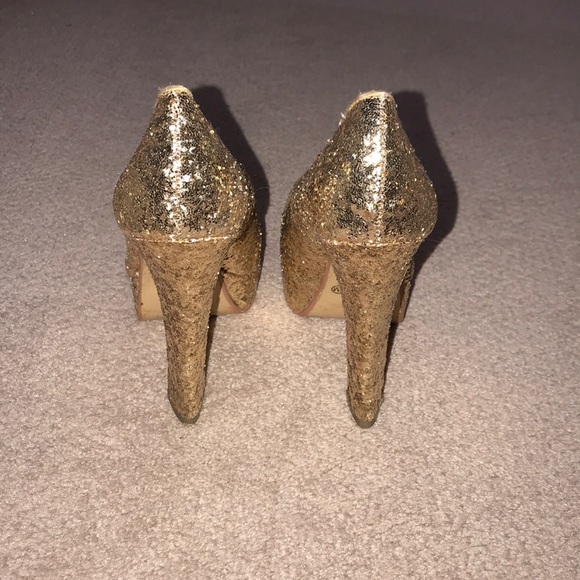 Sparkly Shoes! - Picture 3 of 5